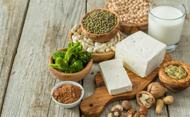 Taller online sincrónico  de Alimentación  Consciente y Cambios Hormonales en mujeres +40 en noviembre. 17ª edición